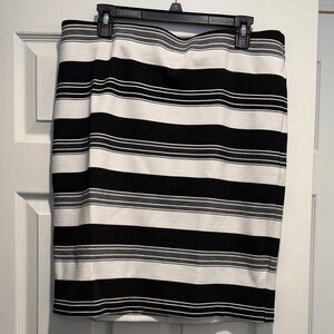 Roz & Ali Monochrome Striped Pencil Skirt
